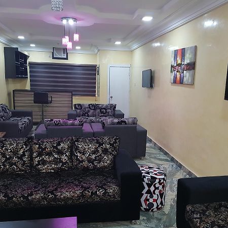 The Resident Hotel Owerri Экстерьер фото