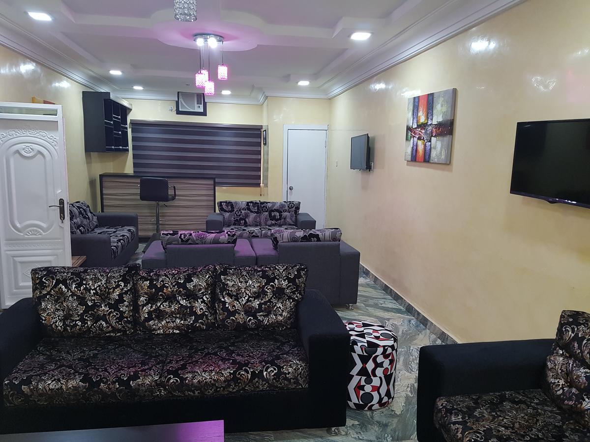 The Resident Hotel Owerri Экстерьер фото
